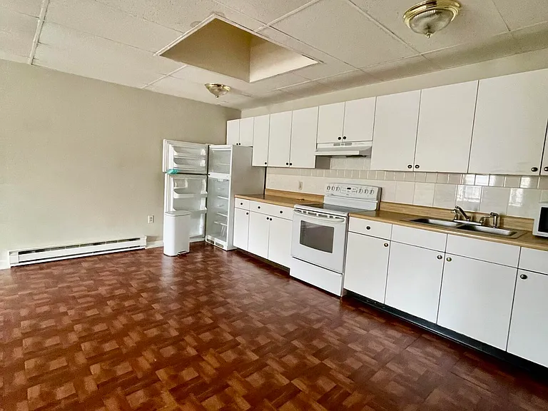 540 Main St #5 — Photo 8