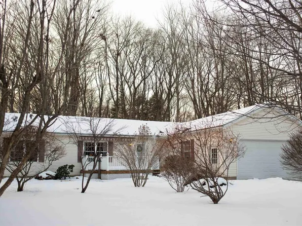 7018 Meadow Brooke Ln, Kewadin, MI 49648