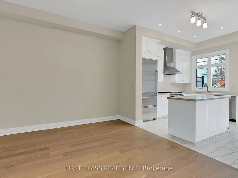 4289 Major Mackenzie Dr — Photo 6