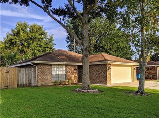 321 Lakewood Dr, Luling, LA 70070