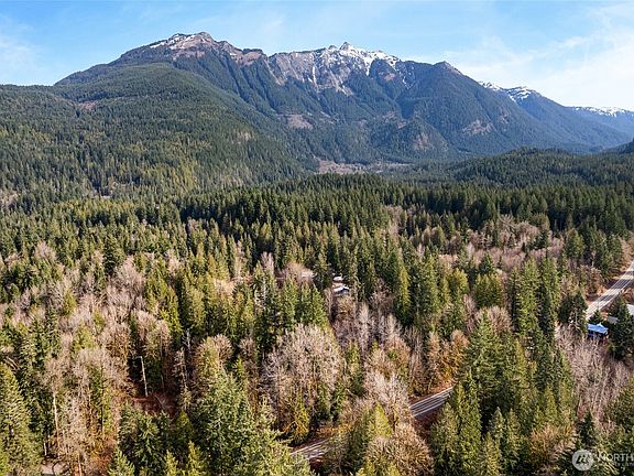 4th image of 10211 Mt Baker Hwy
