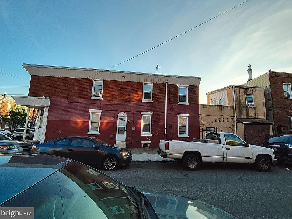 2nd image of 2458 Memphis St