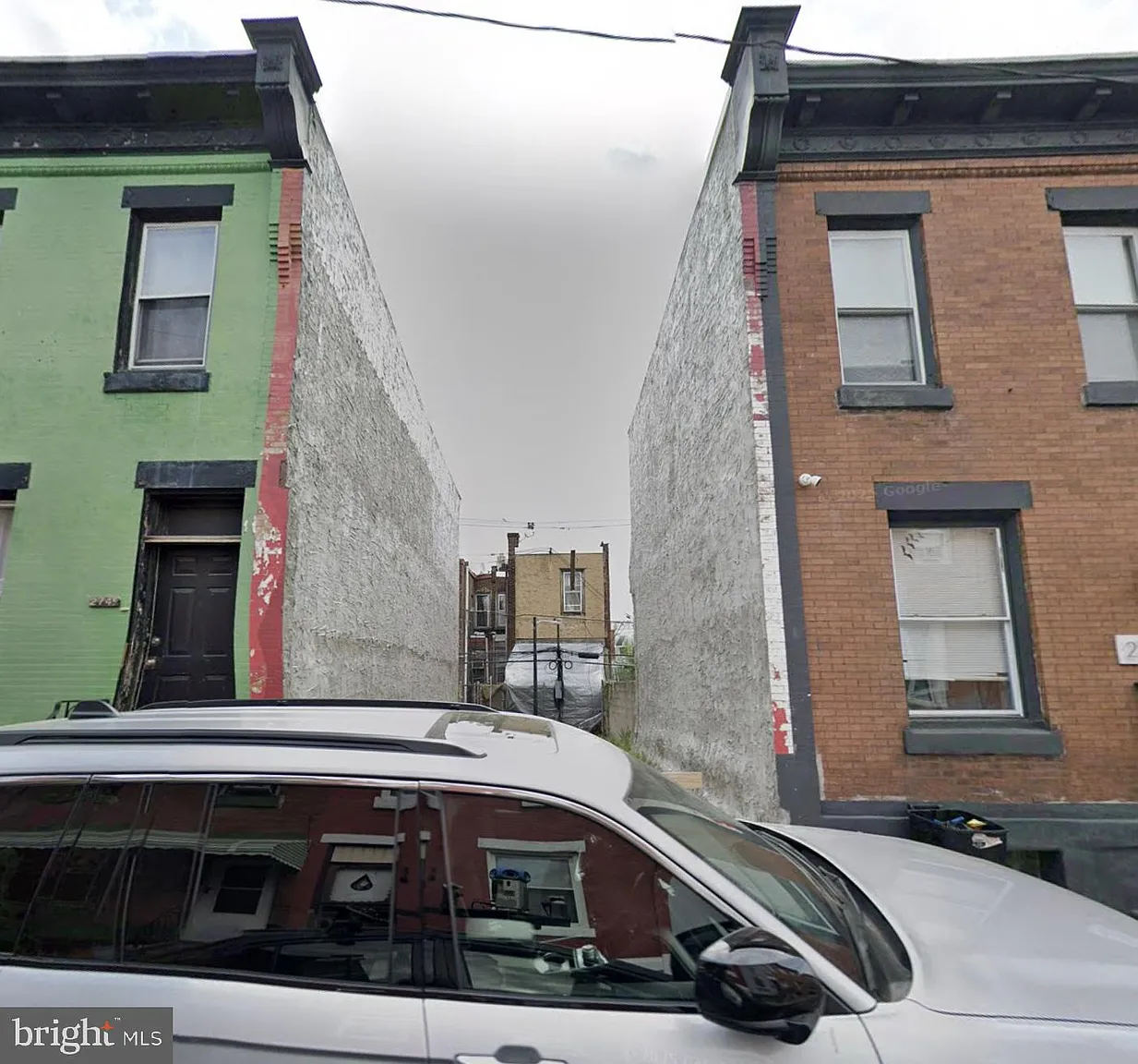 2743 N Garnet St photo 1