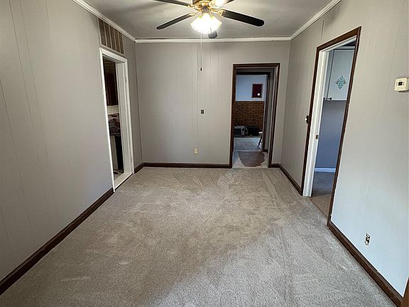 3rd image of 3363 Parkwood Ave