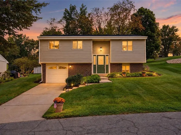 1104 Sharps Cir, Bridgeville, PA 15017