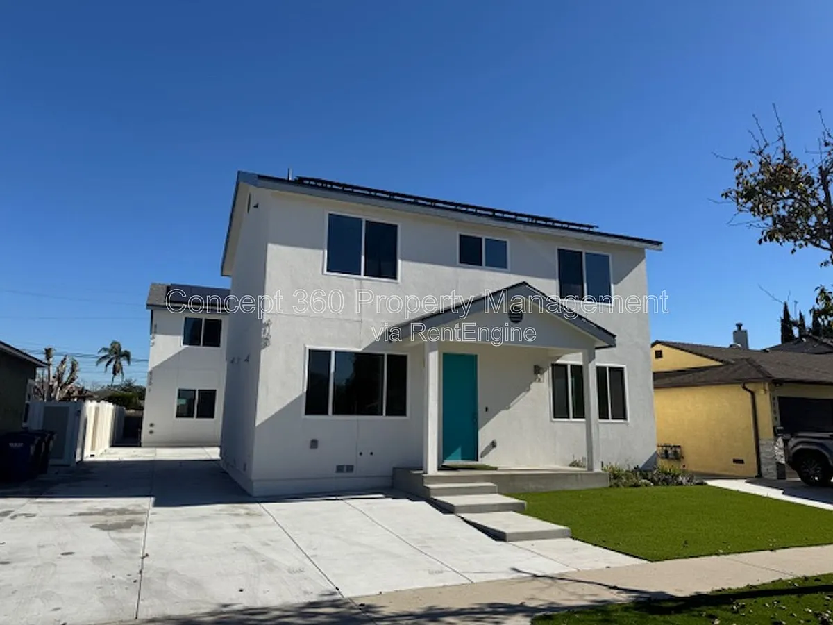 Photo 2 of 49 - 6170 Briercrest Ave #1 - Lakewood, CA Building Photo - 6170 Briercrest Ave #1