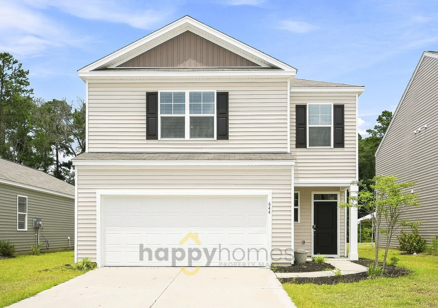 4 Bedroom, 2.5 Bathroom in Cane Bay of Summerville — Photo 1