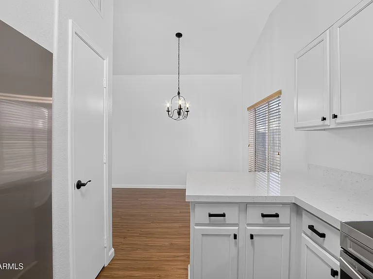 1308 E Princeton Ave — Photo 11