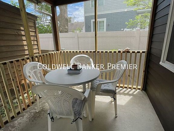 3rd image of 42B Delaware Ave