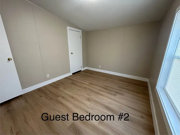 852 Charles Rd — Photo 29