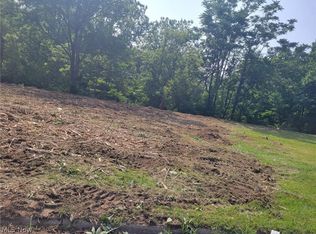 West Ave, Elyria, OH 44035