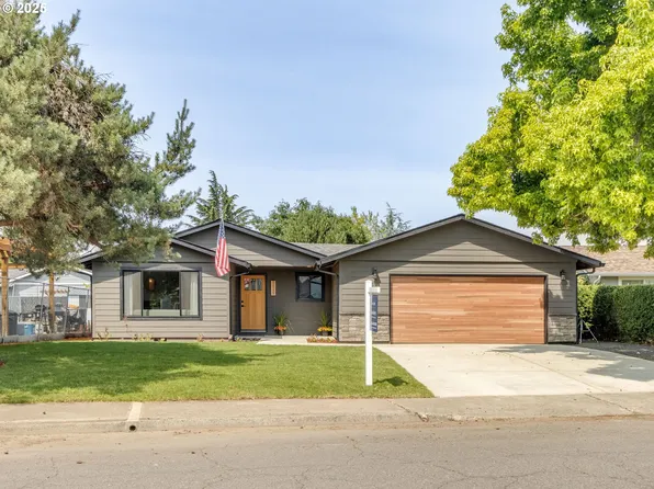 1515 Royalty Dr NE, Salem, OR 97301
