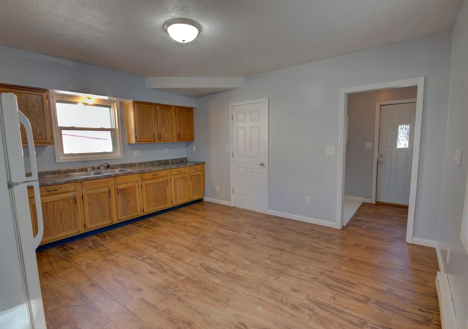 SL POS123 — Photo 3