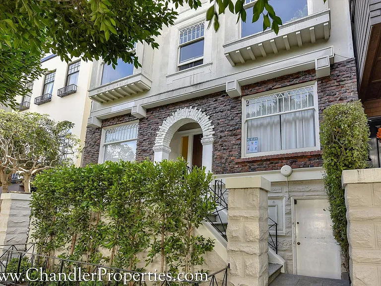 2429 Vallejo St — Photo 10