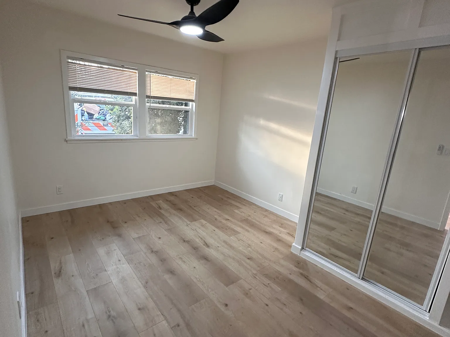 316 S Santa Anita Ave — Photo 2