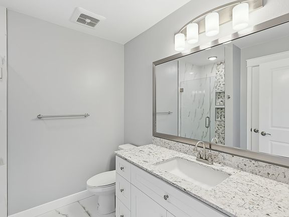 4th image of 3615 Sussex Dr