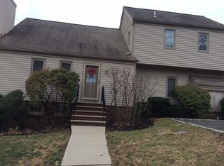 1F Somerset Hills Ct, Bernardsville, NJ 07924