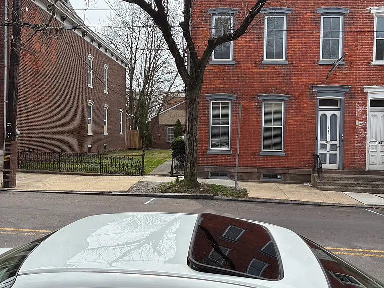106 King St #2 — Photo 11