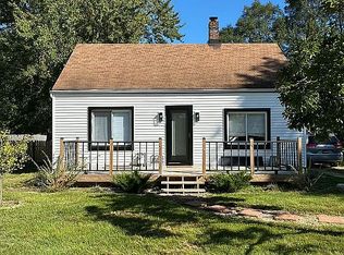 134 W Willow St, Perry, MI 48872