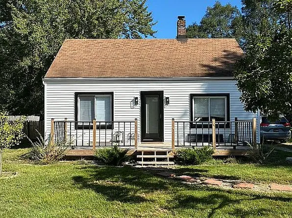 134 W Willow St, Perry, MI 48872