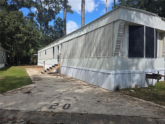 1st image of 43353 Happywoods Rd Trailer 20