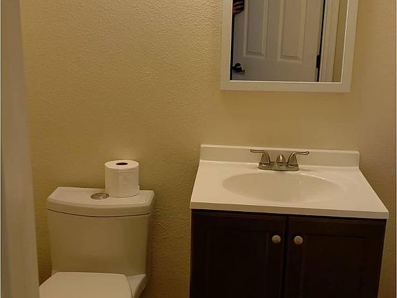 4th image of 9463 Gold Coast Dr