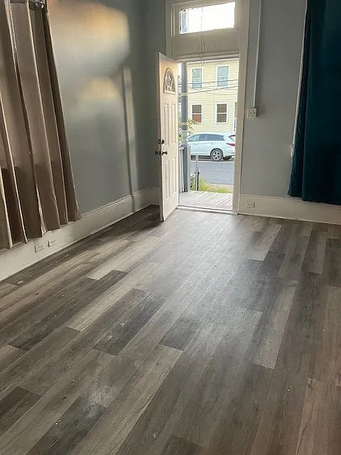 8931 Willow St — Photo 2