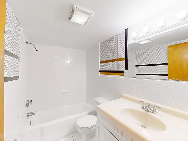 191 W Wyoming Ave #4 — Photo 8