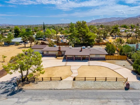 7737 Aster Ave, Yucca Valley, CA 92284