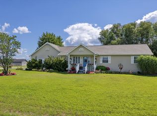 21157 Balk Ln, Fulton, IL 61252