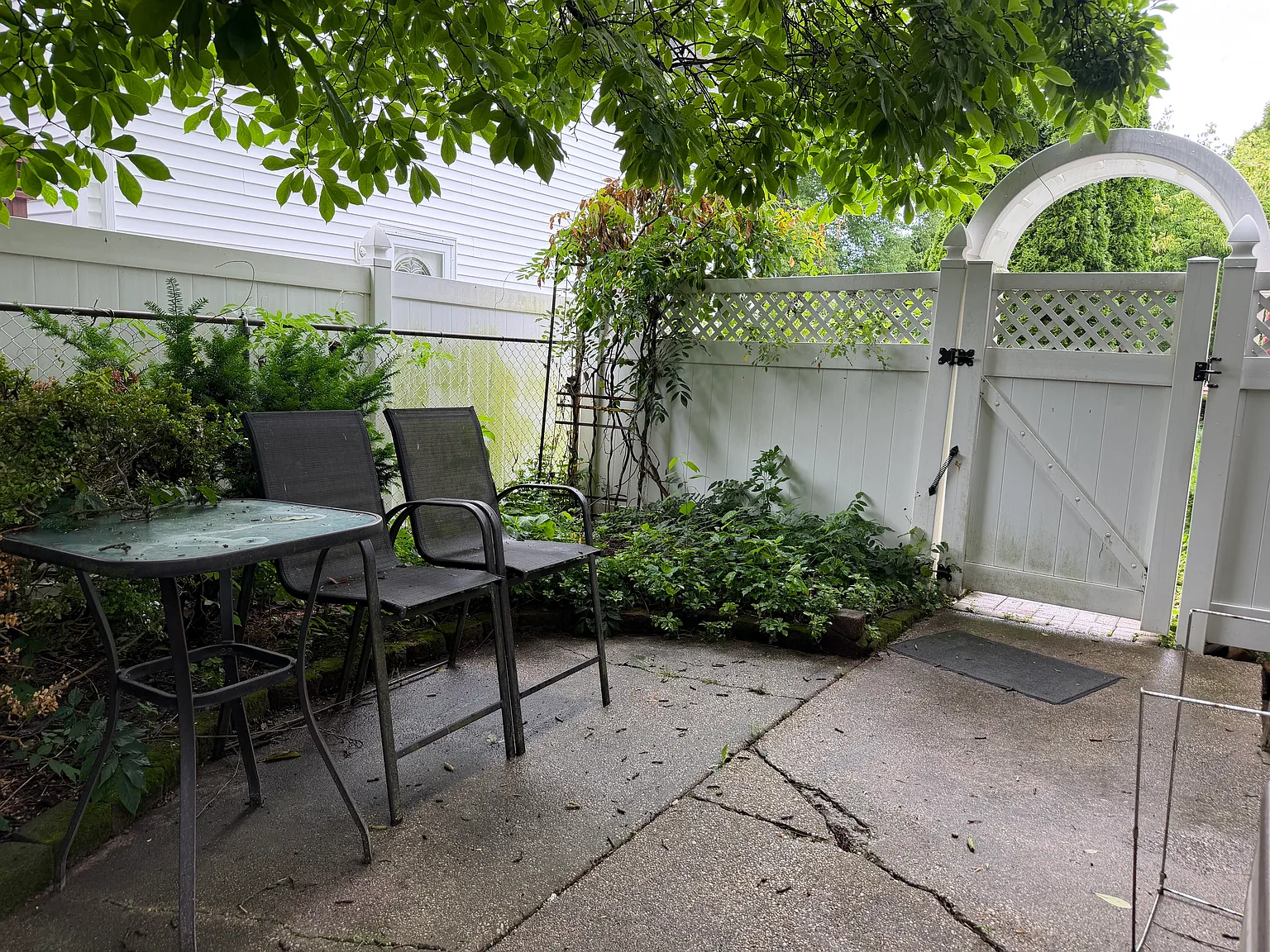 Studio, 600 sqft, $1,600 — Photo 2