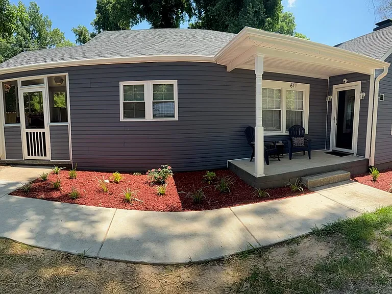 611 Rockingham Rd — Photo 32