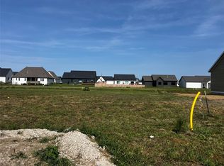 404 SW 18th St, Ankeny, IA 50023