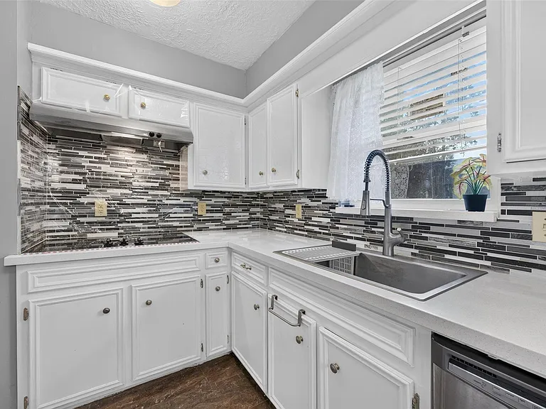 5714 Arbor Vitae Dr — Photo 14