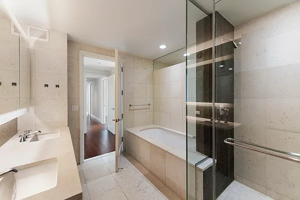 Rented by Compass | media 20