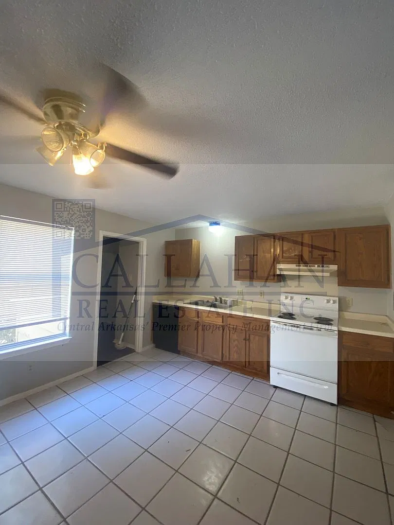 110 Rim Rock — Photo 3