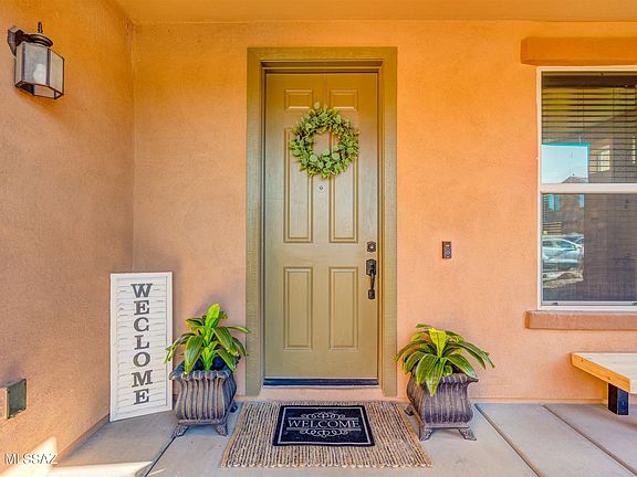 4th image of 651 W Camino Sorpresa
