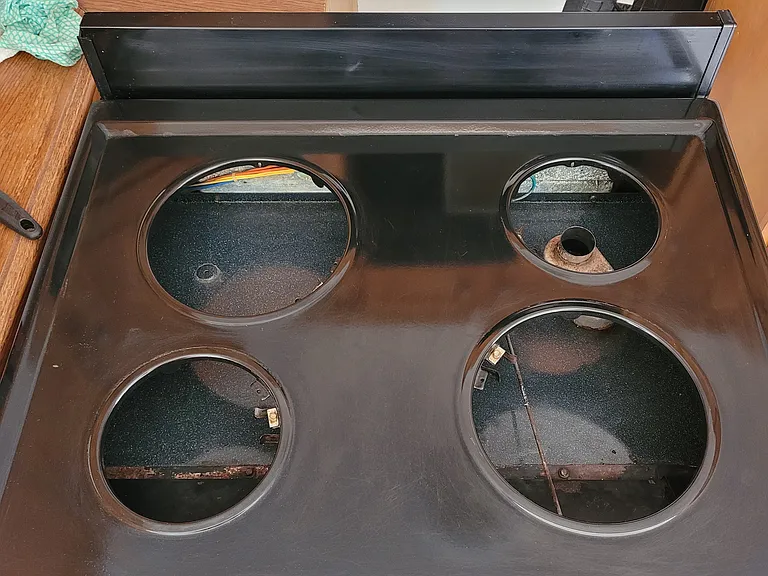 Stovetop cleaned top & under top