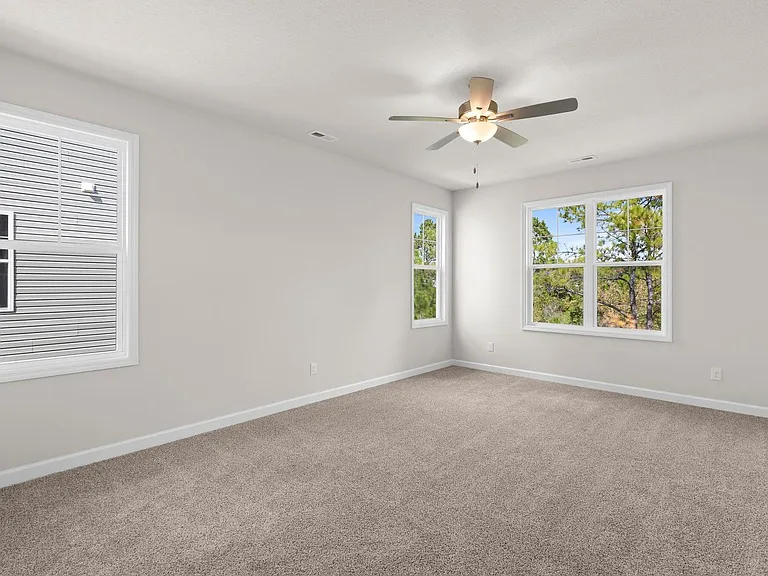 2033 Folkstone Woods Ln — Photo 20