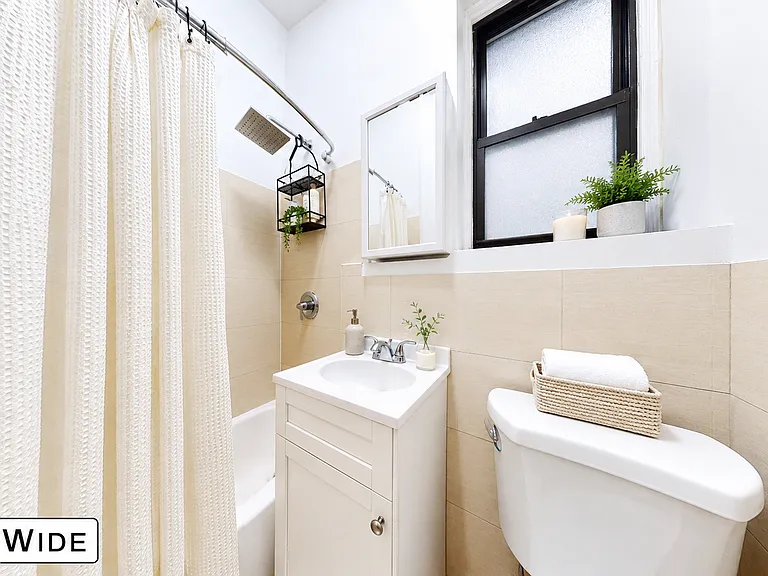 176 Thompson St #1A — Photo 4