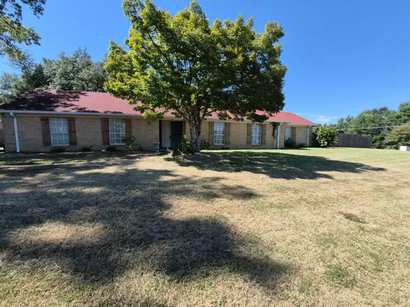 100 Easthaven Dr, Clinton, MS 39056