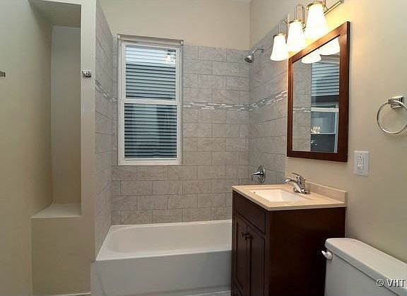 3rd image of 4126 W Newport Ave #1