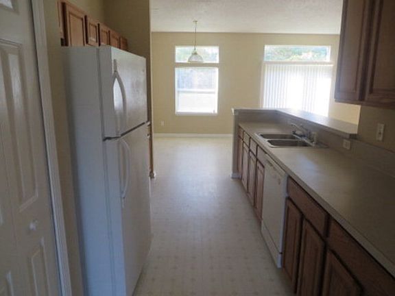 5th image of 13 Big Bear Ln