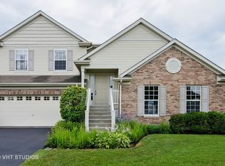 2622 Loren Ln #2622, Algonquin, IL 60102
