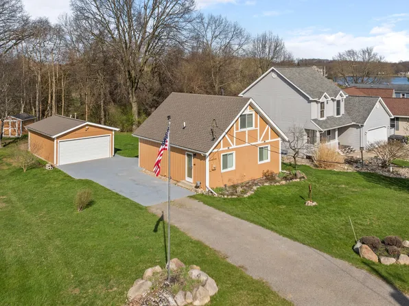 11112 Greenview Ct, Jerome, MI 49249