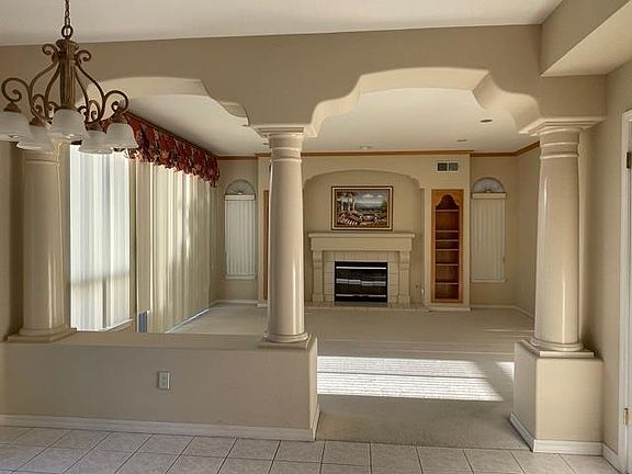 3rd image of 353 Silverlake Ct