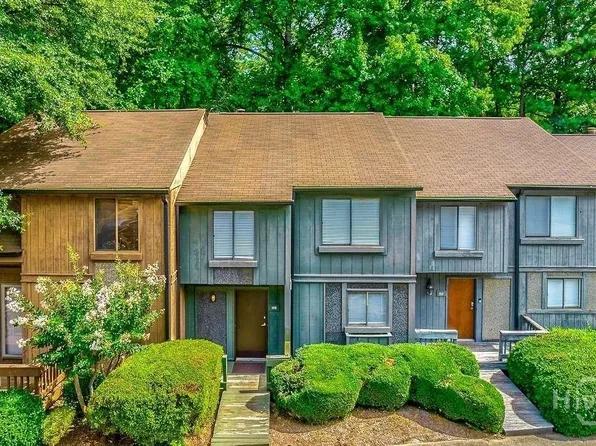 108 Fernbanks Ct, Athens, GA 30605