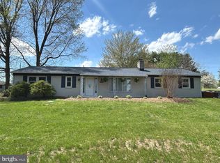 9708 Fernwood Ln, Hagerstown, MD 21740