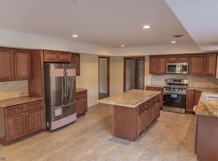 402 Michael Ct, Branchburg, NJ 08876