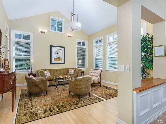 5th image of 233 McKinley Park Ln